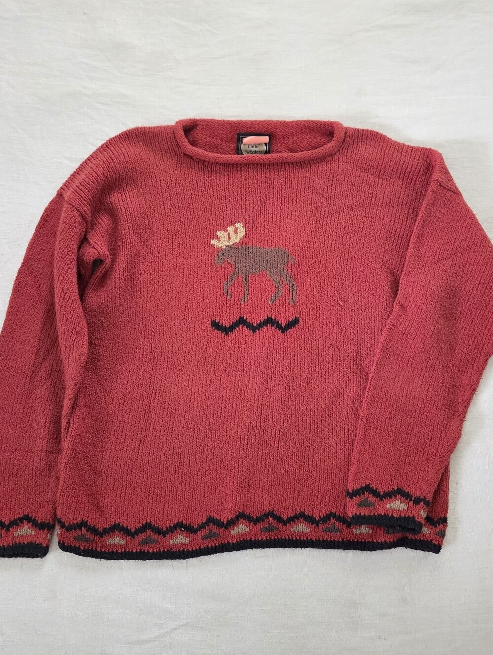 Planet Earth Red Chunky Knit Crewneck Sweater with Moose Motif Medium